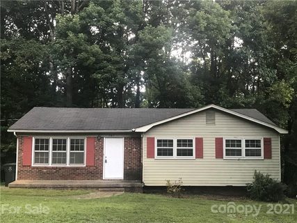 1305 Northwoods Drive sold home in Northwoods, Kings Mountain, NC