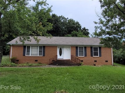 6929 Idlewild Road