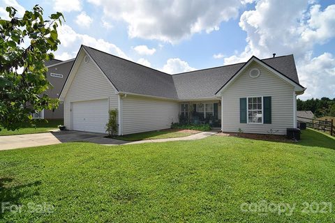 209 Ashton Bluff Circle