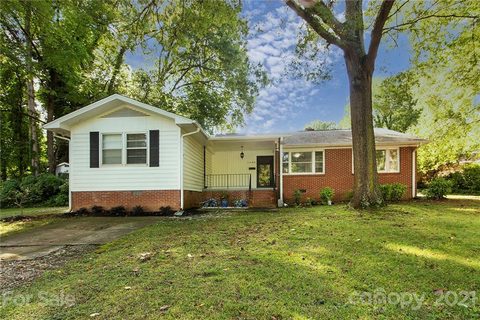 1400 Fern Forest Drive