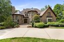 1205 Parkhill Court sold home in Matthews, SC