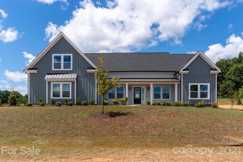 3733 Old Village Drive sold home in Old Village, Maiden, NC