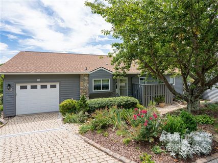 35 Larkspur Court A