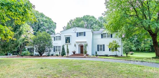 1025 Woodland Drive