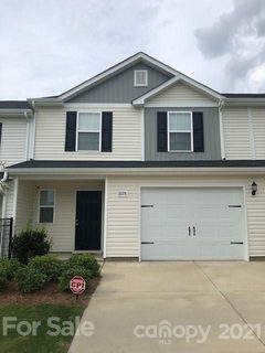2228 Latimer Lane