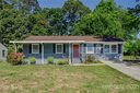 105 Upward Acres Street sold home in East Flat Rock, SC