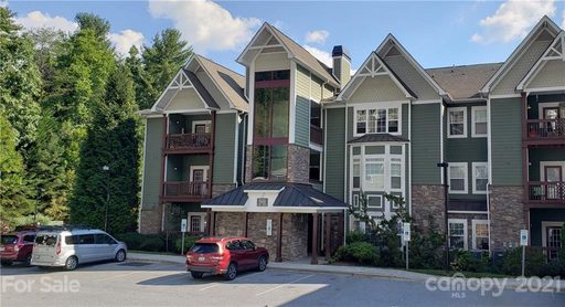 1000 Olde Eastwood Village Boulevard 102