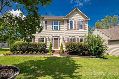 804 Thornapple Court
