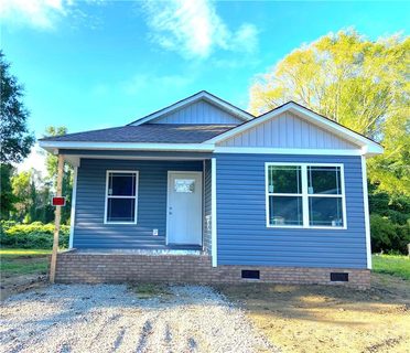 353 Cozart Avenue sold home in Lincoln Park, Concord, NC