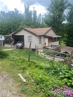 29 Shadowlawn Drive
