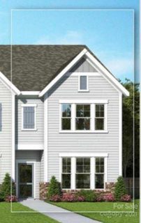 Previously sold for $475,887