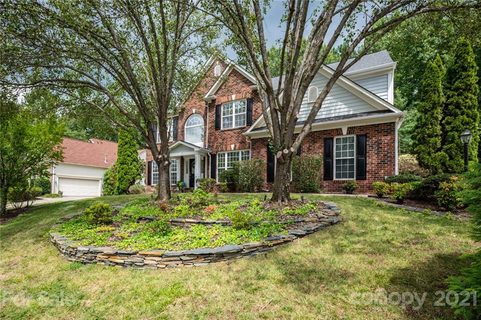 9926 Zackery Avenue sold home in Wynridge Estates, Charlotte, NC