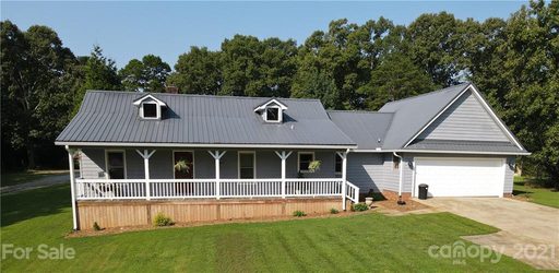 7730 Old Post Road sold home in Deertrack, Denver, NC