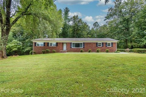 2855 Sides Avenue sold home in Sides Estate, Connelly Springs, NC