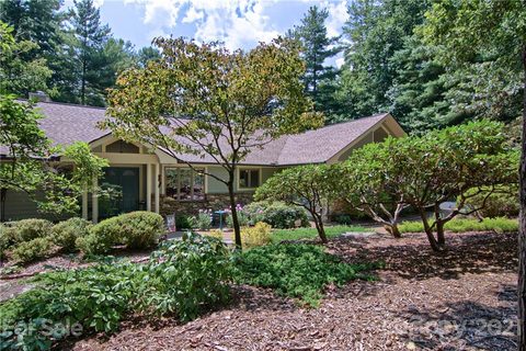 2009 Mountain Ash Circle sold home in Sugar Hollow Farms, Hendersonville, NC