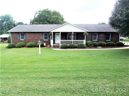 904 Allendale Drive sold home in Allendale Estates, Shelby, NC