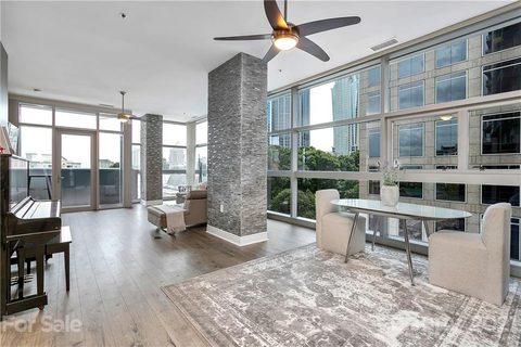 333 W Trade Street 601