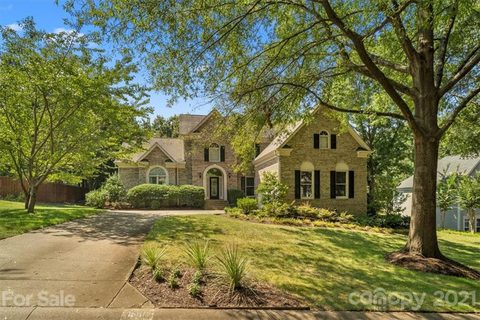 15611 Woodland Ridge Lane