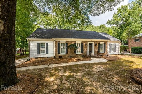 3207 Johnny Cake Lane