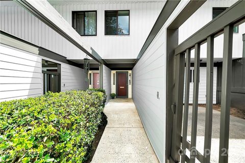 3723 Winding Creek Lane