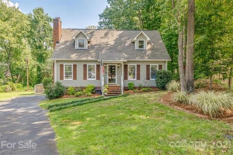 4876 Hickory Nut Court sold home in Country Oaks, Rock Hill, SC