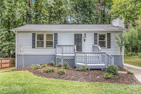 4335 Ruskin Drive sold home in Woodlawn Park, Charlotte, NC