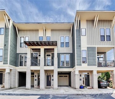 2976 Textile Way
