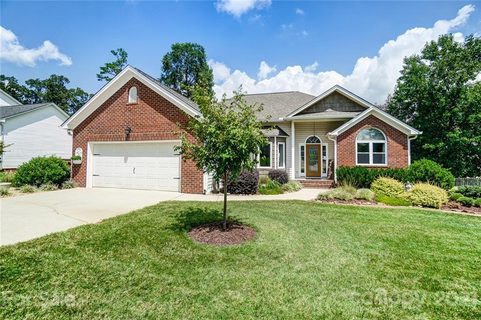 204 Silver Birch Lane