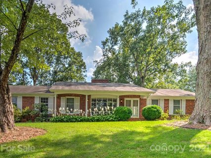 3135 Magnolia Drive