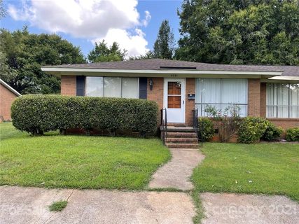 4731 Americana Avenue