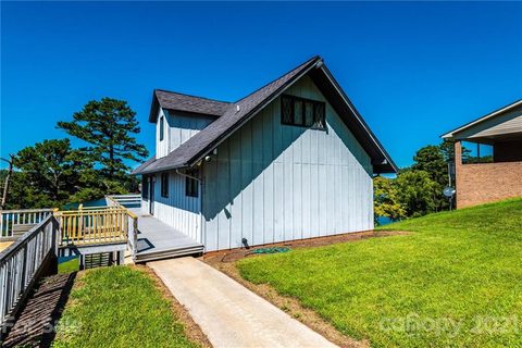 5250 36th Street Drive sold home in Spring Lake, Hickory, NC