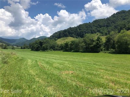 Lot 24 Buckeye Branch Drive sold home in Triple Creek Meadows, Clyde, NC