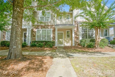 1138 Hammond Drive