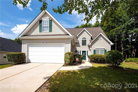 1585 Matthews Drive sold home in Gracewood, Rock Hill, SC