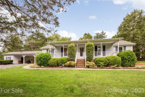 5041 Daffodil Lane
