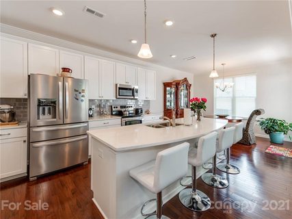 776 River Park Road