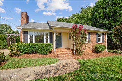 6111 Bridle Trail