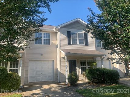 66 Yorktown Circle
