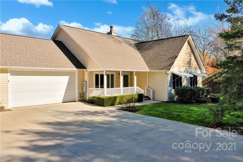 475 Cardinal Lane