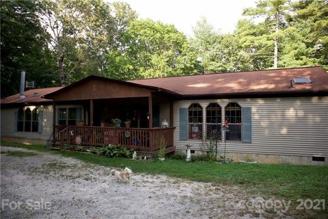 1075 Sharon Ridge Road sold manufactured home in Sharon Ridge Estates, Fairview, NC
