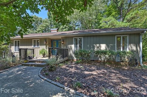 9014 Palau Court