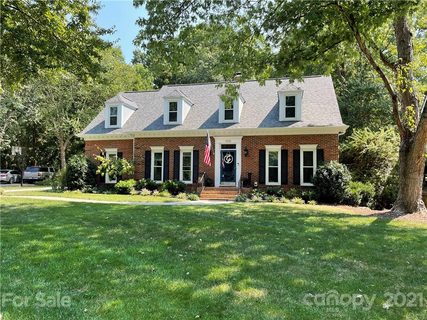 408 Bradwyck Court sold home in Benton Woods, Matthews, NC
