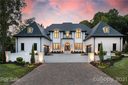 2016 Kings Manor Drive sold home in Matthews, SC