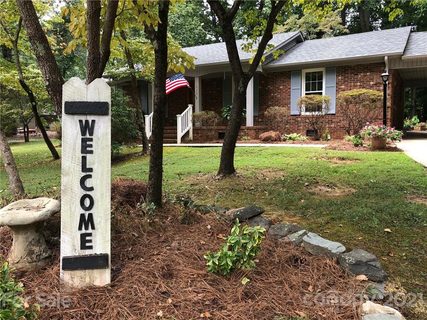 620 Bee Tree Road