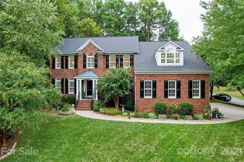 4323 Mountain Cove Drive