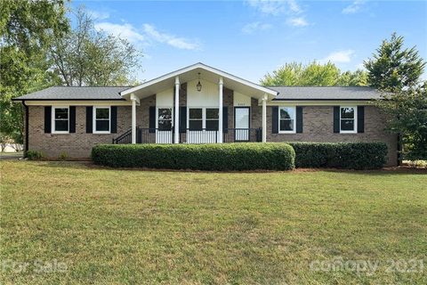 8207 Rocky River Road sold home in Rocky River Acres, Harrisburg, NC