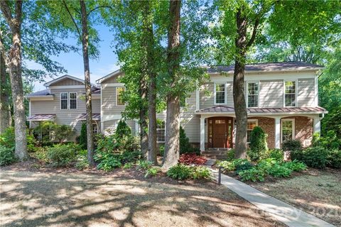 1201 Wandering Way Drive