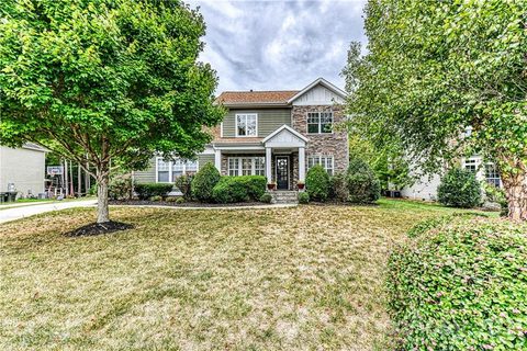 547 Spruce Hollow Lane sold home in Lake Forest, Clover, SC