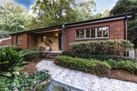 2425 Arnold Drive