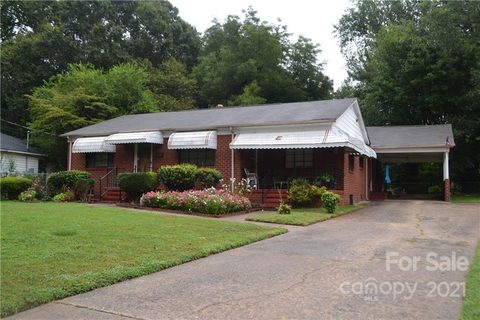 933 Druid Circle